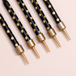 Свечи в торт Золотая горошина, 6 см, 10 шт, чёрные - Страна карнавалия фото 6