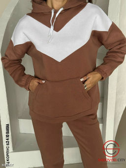 Костюм двойка из ткани на флисе