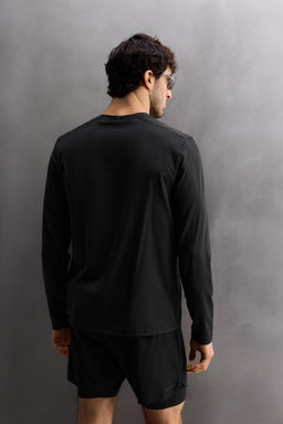 PERFORATED LONG SLEEVE T-SHIRT - Zara фото 12