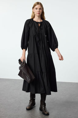 TRENDYOLMILLA Beyaz Rahat Kal?p Fiyonklu Midi Dokuma Elbise TWOAW25EL00329