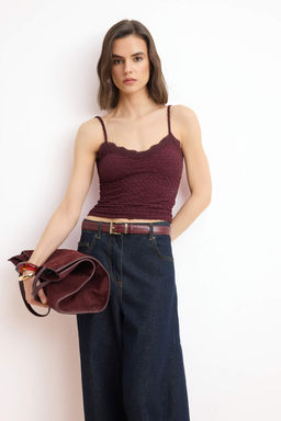 Bordo Fitted/Vucuda Oturan V Yaka Ince Ask?l? Kolsuz Dokulu Orme Bluz TWOSS26BZ00477 - Trendyolmilla фото 2