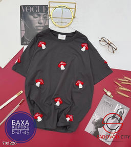 Свободная футболка женская