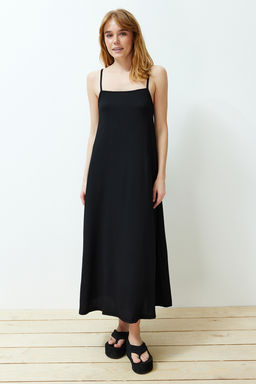 Siyah Ayarlanabilir Ask?l? A-Line Burumcuk/Dokulu Orme Maxi Elbise TWOSS24EL00060