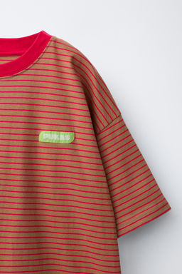CAMISETA ESTAMPADO RAYAS PUKAS SURF / Marr?n