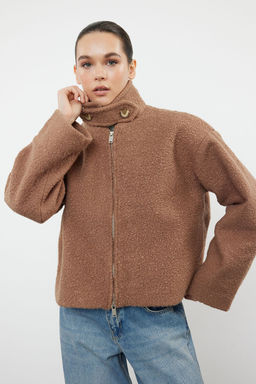 TRENDYOLMILLA K?rm?z? Yaka Detayl? Buklet Ince Ceket Mont TWOAW25MO00086