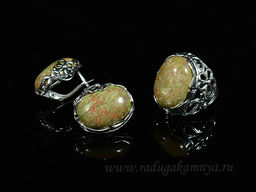 Кольцо Серьги с унакитом размер 18