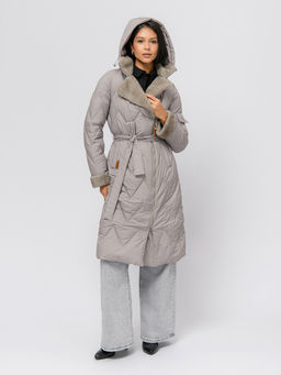 Пальто зимнее бежевого цвета с поясом и отложным воротником - 1001dress фото 2