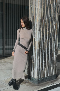LONG DOUBLE-EFFECT DRESS