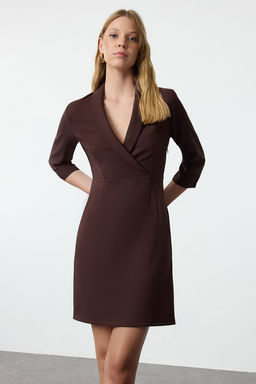 Kahverengi Mini V Yaka Dokuma Elbise TWOAW23EL00384