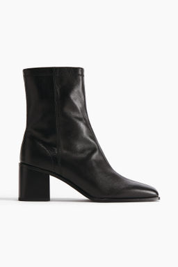 Botines de piel