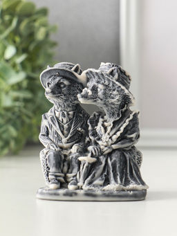 Сувенир "Лисы - Пара на диване" 8,3 см