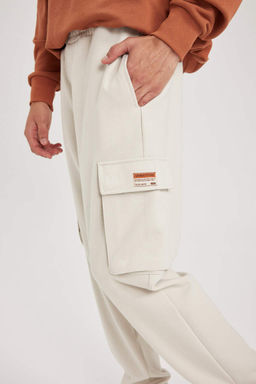 Спортивные брюки стандартного кроя с карманами-карго - Defacto фото 4