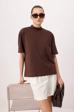 Kahverengi %100 Kal_n Pamuklu Dik Yaka Truvakar Kol _rme T-Shirt TWOSS24TS00074 - Trendyolmilla фото 2