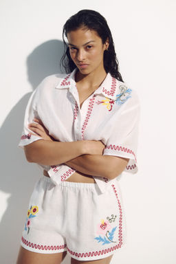 Camisa playera de lino con motivos bordados - H&m фото 4
