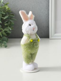 Фигурка Белый зайчик в зелёном комбинезоне, 4?6?15 см
