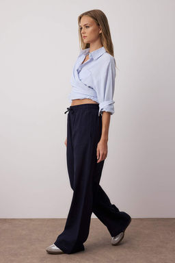Lacivert Keten Gorunumlu Wide Leg/Genis Paca Sort Astarl? Beli Lastikli Pantolon TWOSS25PL00121