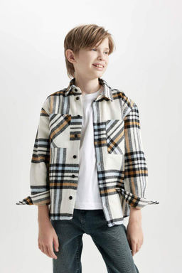 Широкая фланелевая рубашка в клетку с длинными рукавами и воротником-поло для мальчиков с карманами и карманами