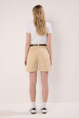 Trendyolmilla Bej Kemerli Dikis Detayl? Yuksek Bel Denim Bermuda TWOSS25SR00196  фото 4