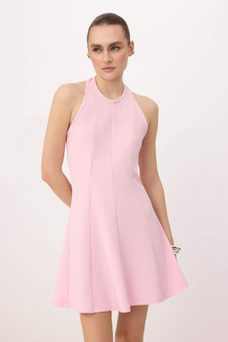 Siyah Belden Ac?lan Halter Yaka Kolsuz Mini Scuba Krep Orme Elbise TWOSS26EL00012 - Trendyolmilla фото 5