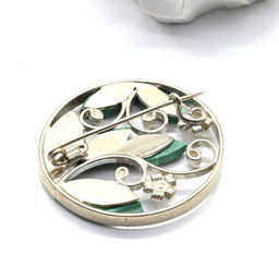 Брошь из малахита 31мм.