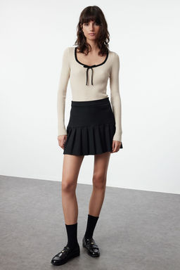 Tas Premium Iplik/Ozel Iplik Kurdele/Fiyonk Detayl? Triko Kazak TWOAW25KZ00207