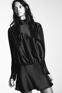 SHORT SATIN SCARF DRESS - Zara фото 2