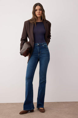 TRENDYOLMILLA Siyah More Sustainable Yuksek Bel Flare Jeans TWOSS23JE00063  фото 42