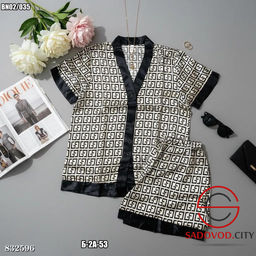 Пижама с шортами и рубашкой