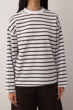 Kahverengi Cizgili Oversize/Genis Kesim Bisiklet Yaka Ince Orme Sweatshirt TWOAW23SW00326