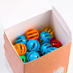 Цена за 60 шт. Шарик для кошек с бубенчиком Футбол, 3,8 см, фасовка 60 шт, микс цветов - Пижон фото 5