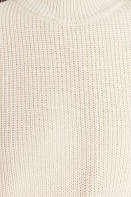 Ekru Genis Kal?p Basic Triko Kazak TWOAW23KZ01448