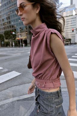 FAUX SUEDE BUCKLE TOP - Zara фото 4