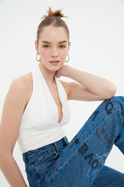 Ekru Boyundan Baglamal? Fitted/Vucuda Oturan Crop Orme Bluz TWOSS22BZ0544