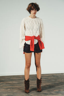 STUDDED LACE TOP