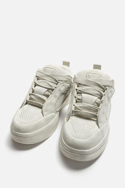 DISTRESSED-EFFECT CHUNKY TRAINERS - Zara фото 3