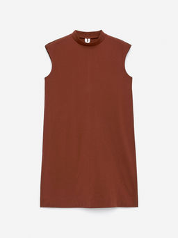 Vestido mini con mangas casquillo