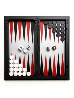 Шахматы с шашками и нардами «Классика», 3 в 1, магнитная доска 25×25 см