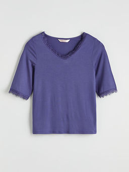 V Yaka Dantel Detayl? Kad?n Pijama Tak?m