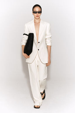 PANTAL?N STRAIGHT LEG SLIM FIT CON TEXTURA - H&m фото 2