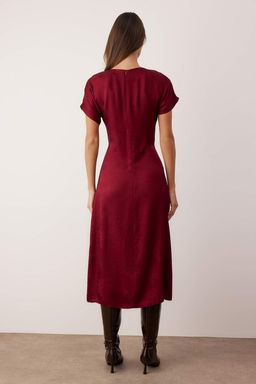 Bordo Duz Jakarl? Midi Dokuma Elbisesi TWOAW26EL00311