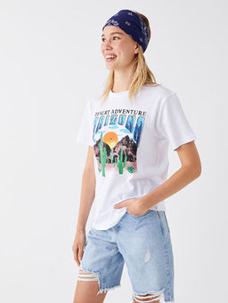 Bisiklet Yaka Bask?l? K?sa Kollu Kad?n Ti??rt