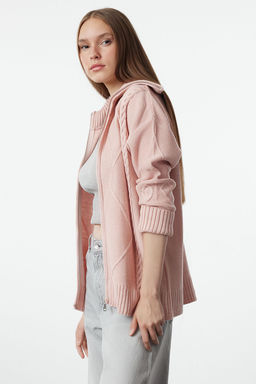 TRENDYOLMILLA Pembe Yumusak Dokulu Kapusonlu Fermuarl? Triko H?rka TWOAW25HI00227 фото 2