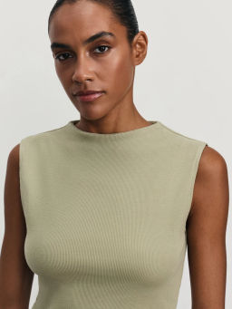 Базовый топ в рубчик / Zarina  фото 6