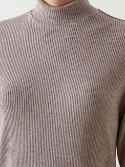 Dik Yaka Kad?n Ti??rt