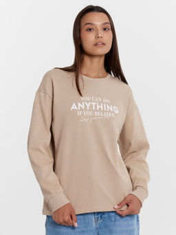 Джемпер женский пыльно-бежевый с печатью