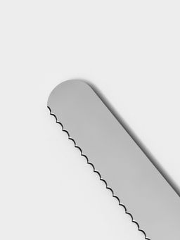 Нож для бисквита крупные зубцы, длина лезвия 30 см, деревянная ручка