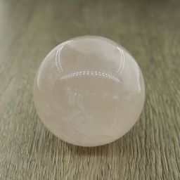 Розовый кварц шар 46мм