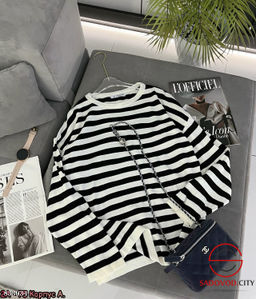 Пуловер женский в полоску