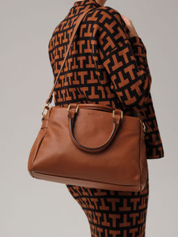 Кожаная сумка Deboro 3358 фундук