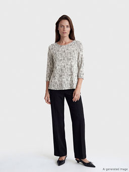 Bisiklet Yaka Desenli Kad?n Ti??rt